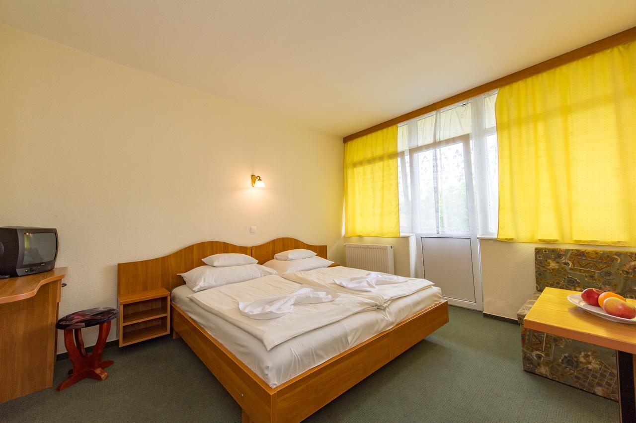 Hotel Nostra Siófok Eksteriør bilde